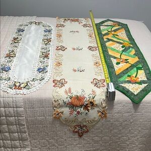 Table Runner Set